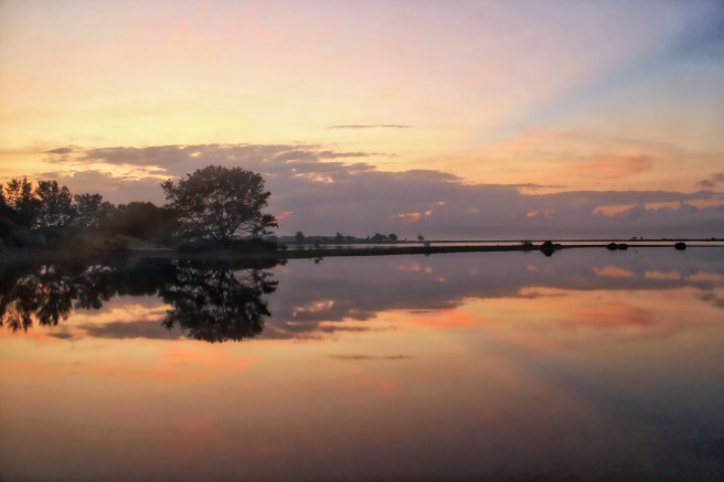 Bali Sunrise 2015-06-02 Landscape Balanced and some denoise and bringing shadows and midtones down a little IMG_4339_HDR