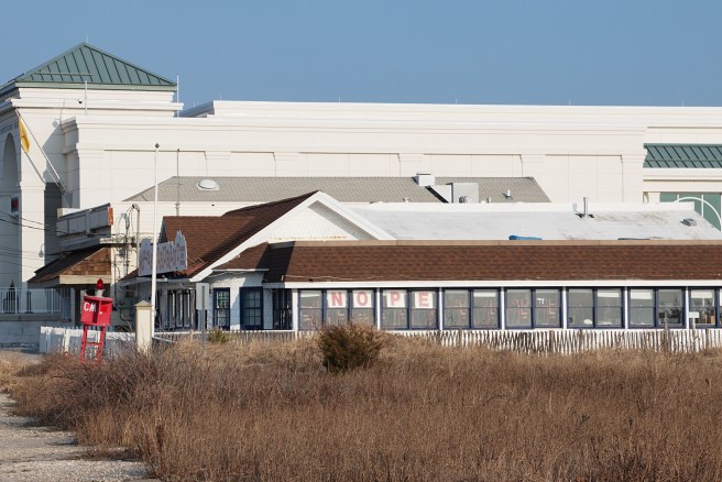 Are they open? 2016-03-06 17.31.37.jpg